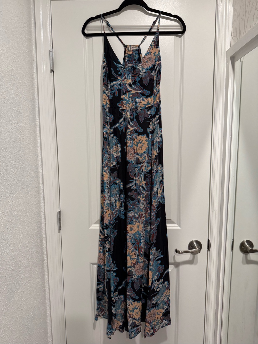 Free People Women's Black Floral Through The Vine Maxi Dress size Small - Picture 3 of 4